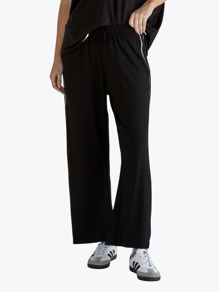 Betty Basics Evelyn Wide Leg Jogger black with white pinstripe down side