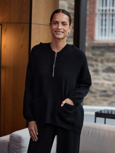 Homelove Loft Knit in Black